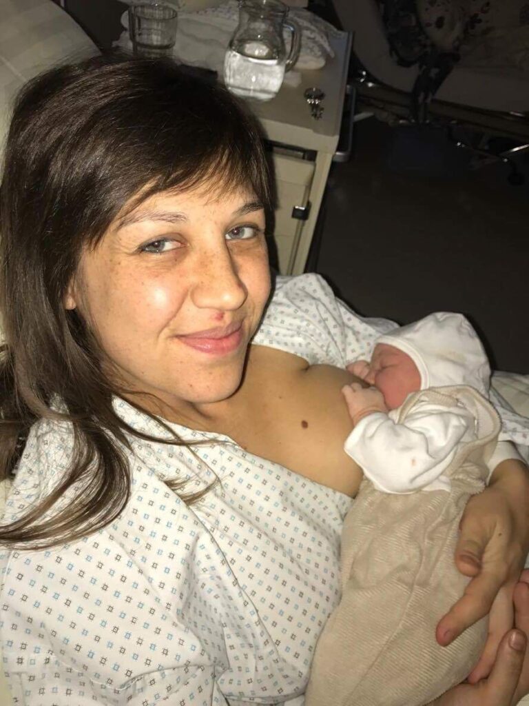 Szüléstörténet 54, Czinki Éva