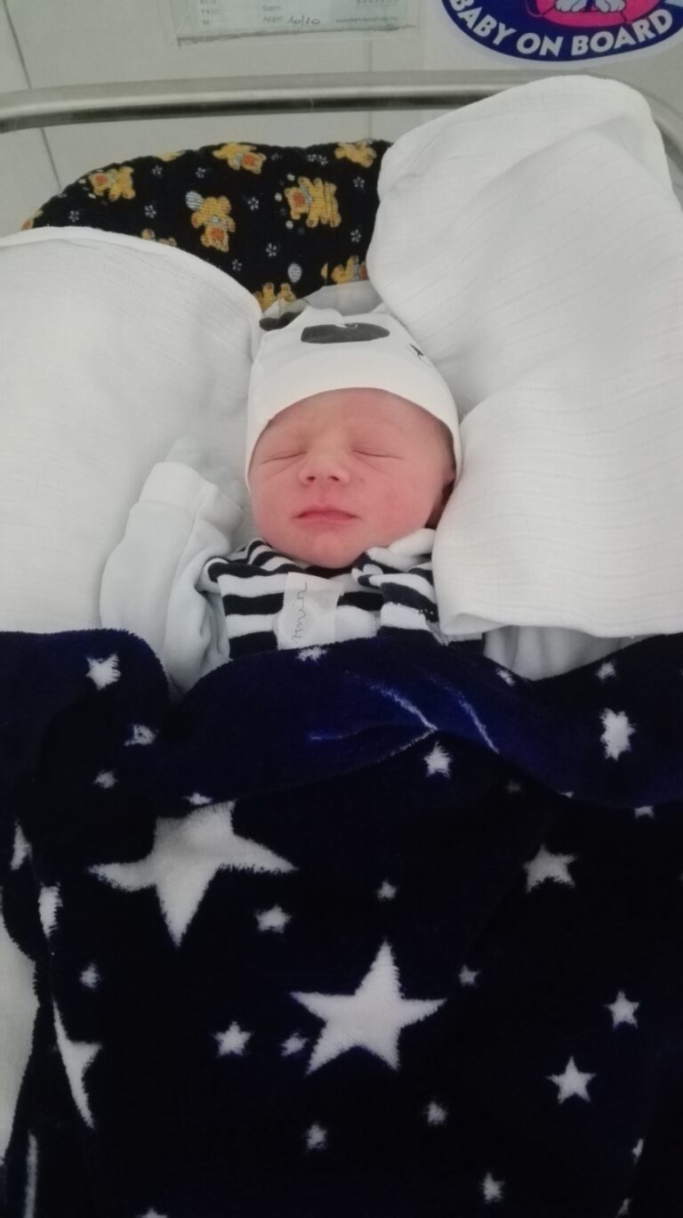 Szüléstörténet 93, Ármin baba