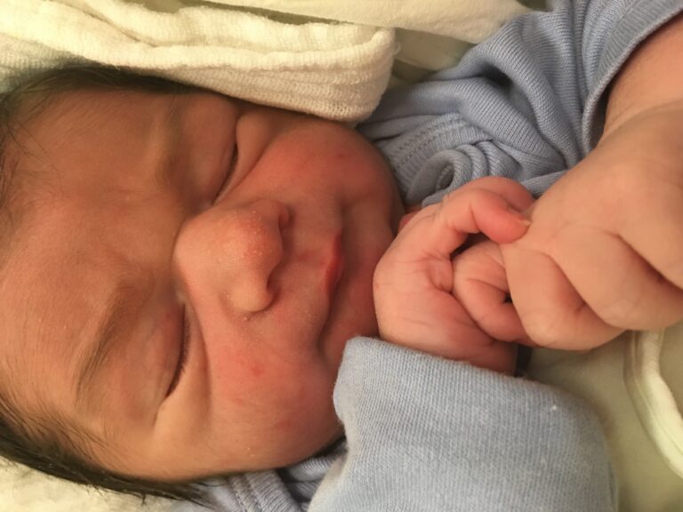 Szüléstörténet 104, Bazsi baba