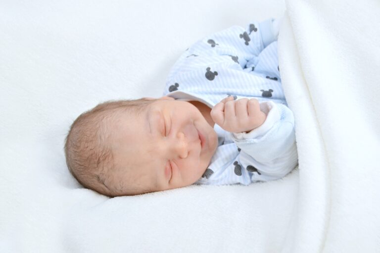 Szüléstörténet 183, Barnus baba